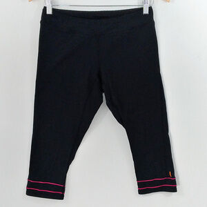 Lucy Black Cropped Capri Leggings Size M